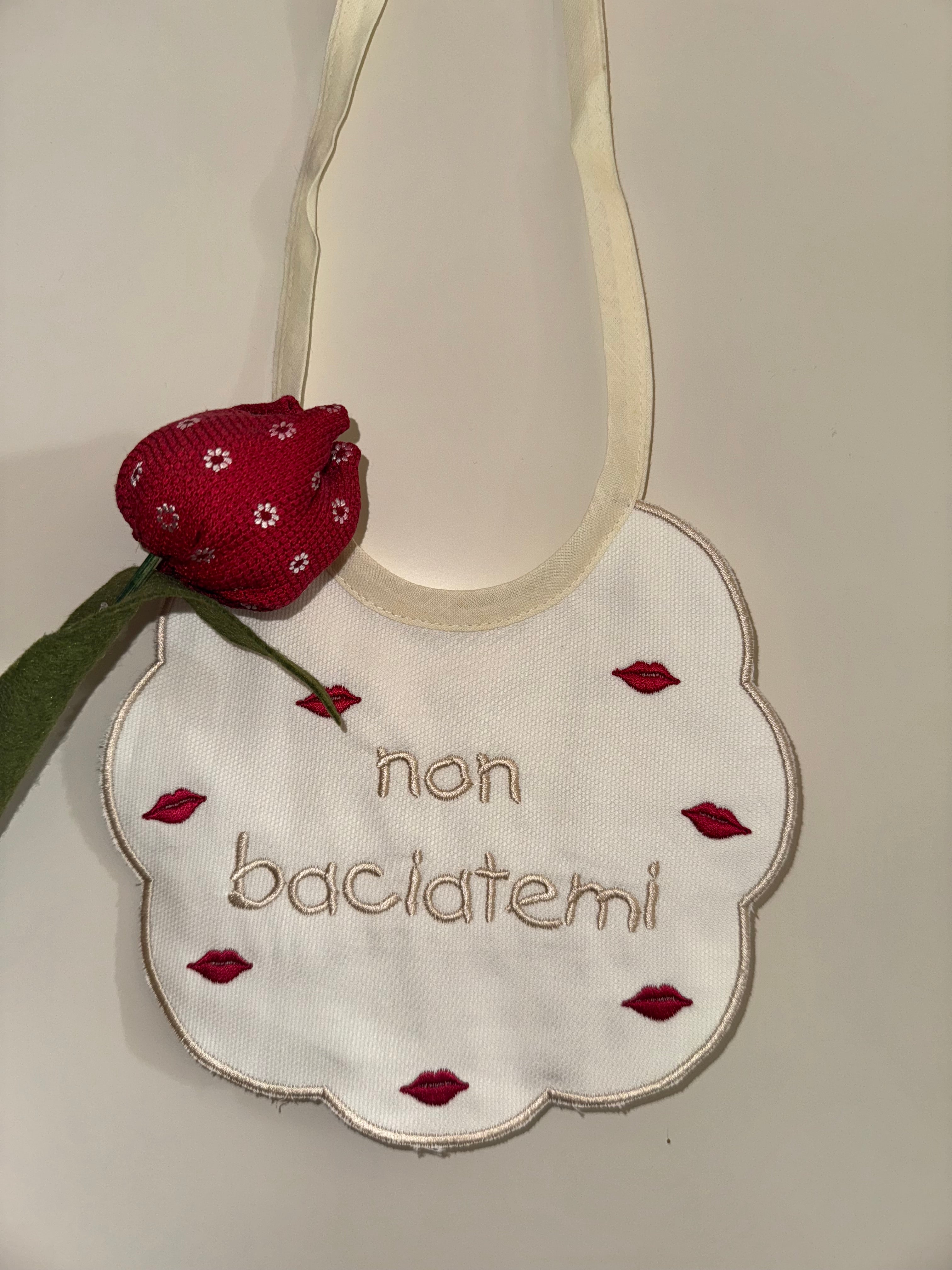 Bavetta "Non baciatemi"