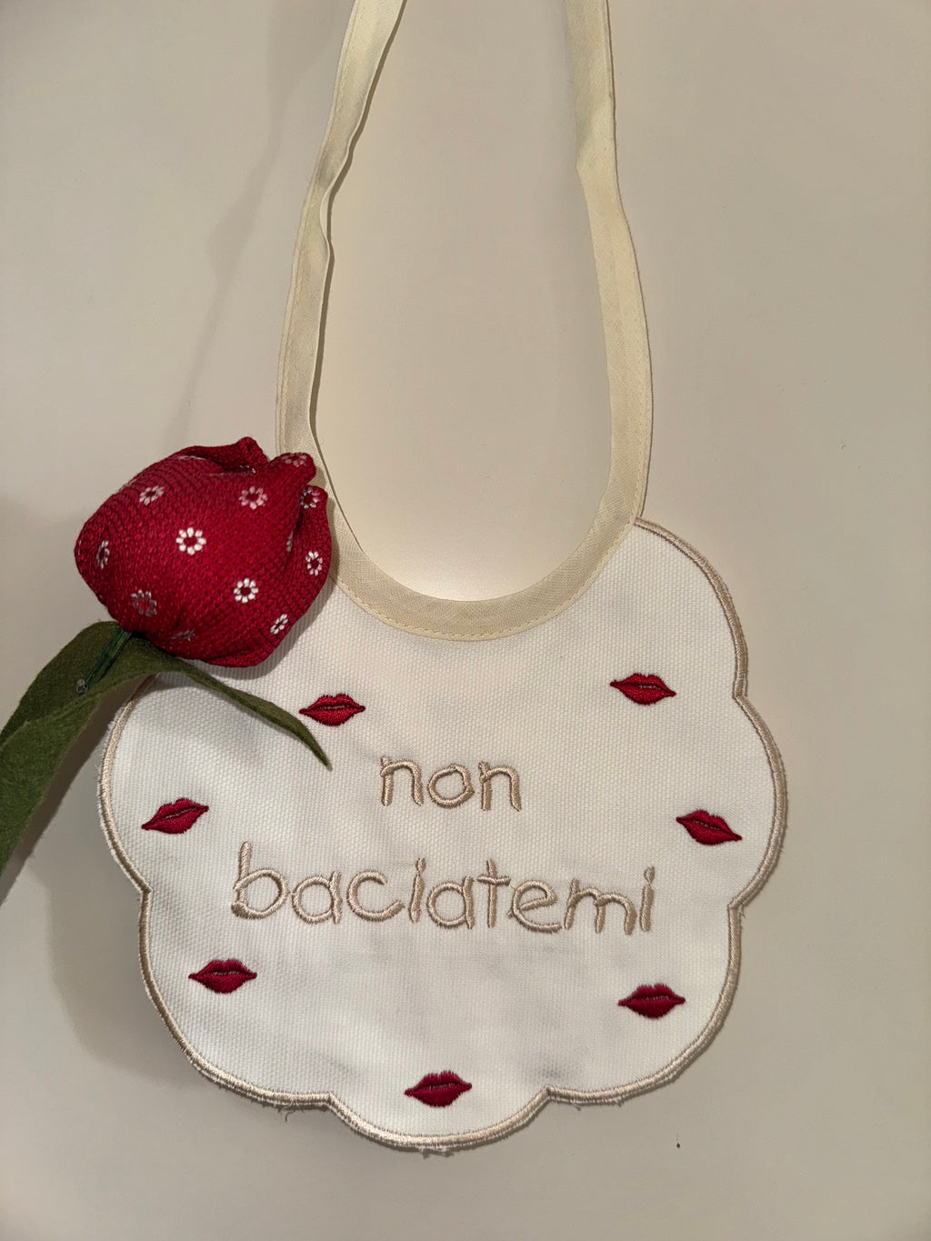 Bavetta "Non baciatemi"